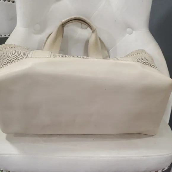 Tory Burch Brown and Cream Chevron Tote - Picture 4 of 15